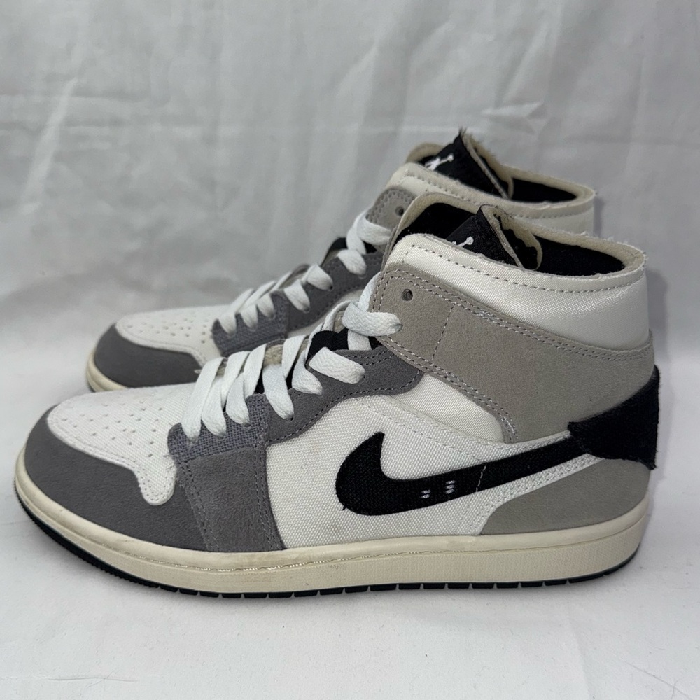 Nike Mens Air Jordan 1 Mid SE Craft high top sneakers in the 'Cement Grey'